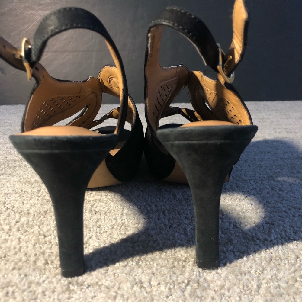 CLARKS Sandals - Picture 4 of 6